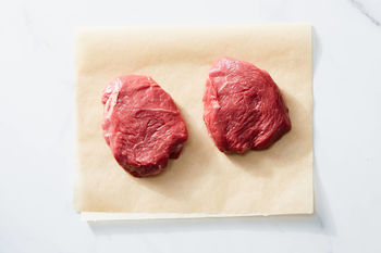 Sirloin Steaks, 10 ounces