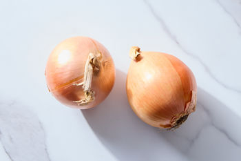 Yellow Onions, 2 pieces