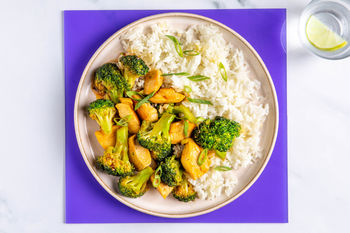 1–2–3 Lunchrecept: Roerbak met kip en broccoli, en jasmijnrijst (2 porties)