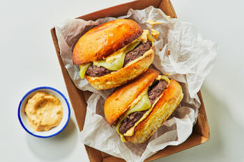 Wagyu Cheeseburger Kit, Serves 2