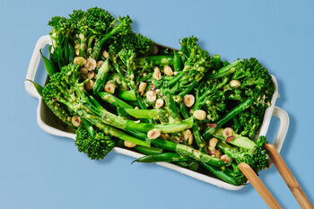 Winter Mix & Match | Mixed Greens with Hazelnuts, Serves 4