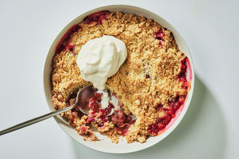 DIY Bake | Rhubarb & Ginger Crumble with Cream, Serves 4