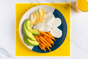 1–2–3-Kinderrezept: Happy Veggie Meal mit Mozzarella (2 Port.)