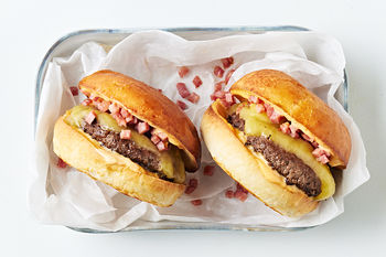 Wagyu Beef & Bacon Cheeseburger Kit, Serves 2