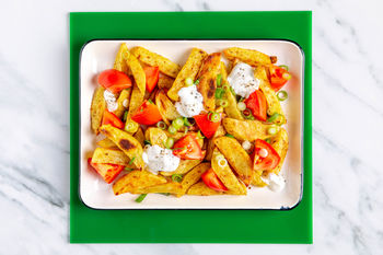 1–2–3 Mix & Match: Loaded fries met zure room (2 porties)