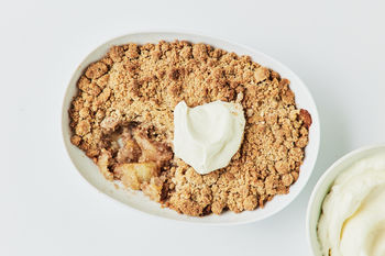 DIY Bake | Apple & Cinnamon Crumble, Serves 4