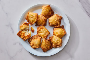 Crispy Jalapeno Popper Wontons, 10 pieces