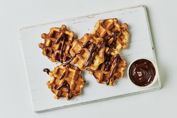 Waffles & Chocolate Sauce Kit, Serves 2