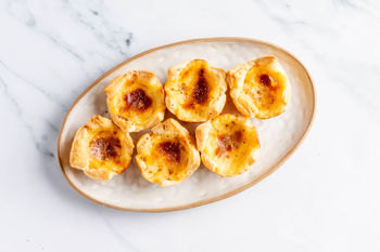 1–2–3-Snackrezept: Schnelle Pastéis de Nata (12 Stück)