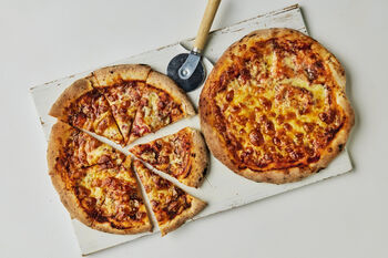 Taste of NYC: Classic Cheese Pizza Kit, Serves 2