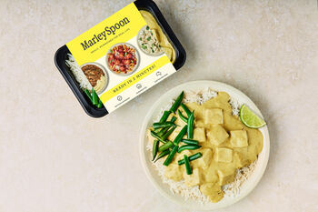 Creamy Satay Tofu with Green Beans & Steamed Rice, 340g