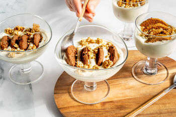 1–2–3-Snackrezept: Joghurt-Cheesecake mit Keksen (4 Port.)