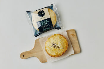 Ivan's Chicken, Mushroom & Leek Pies, 2x220g