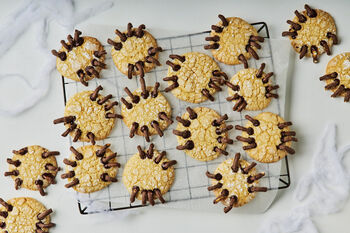 Halloween Spider Cookies, Makes 16