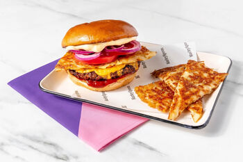 Frita Cubana burger van half-om-half gehakt (2 porties)