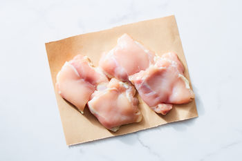 Boneless Skinless Chicken Thighs, 12 ounces