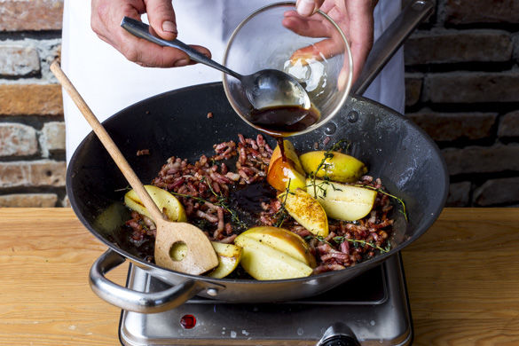 Hutspot met gekaramelliseerde spekjes