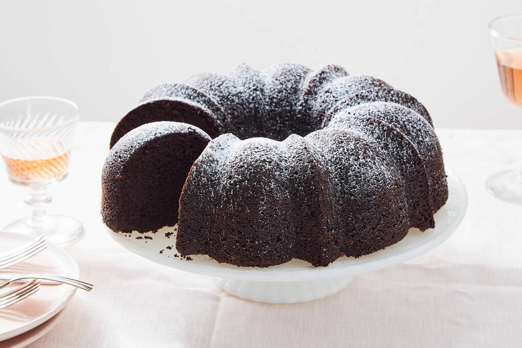 Ultimate Chocolate Fudge Bundt Cake — Let's Dish Recipes
