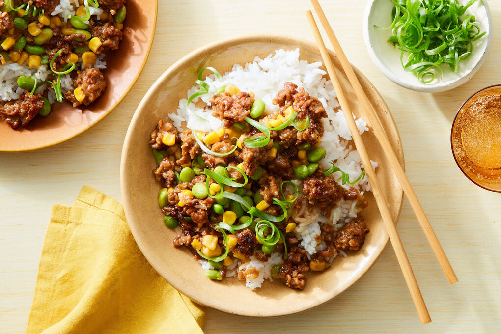 20 Min: Vegan Niku Miso Donburi with Edamame & Corn | Marley Spoon