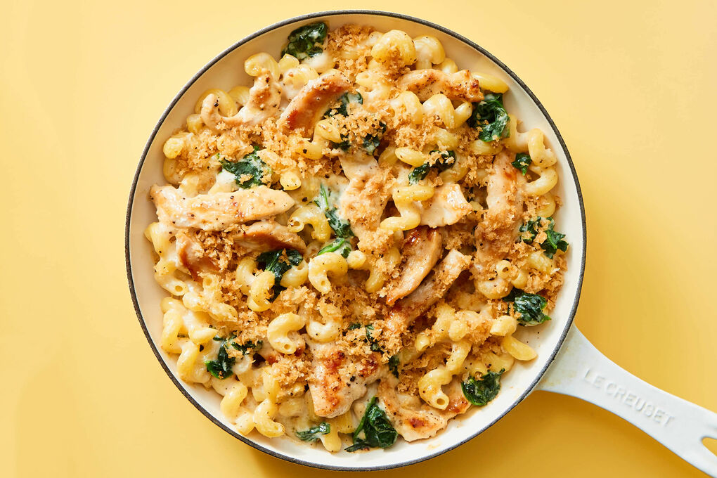 No Chop! Creamy Chicken & Spinach Pasta Bake with Crispy Breadcrumbs |  Dinnerly