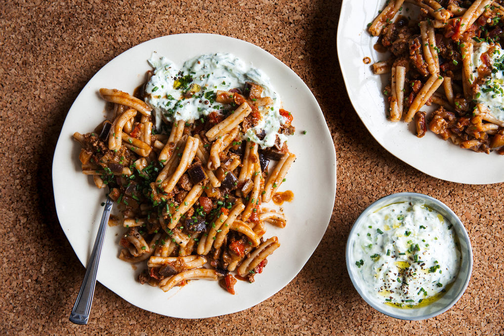 Skyrim: qul qizlar bilan qamoqxonada jinsiy aloqa video