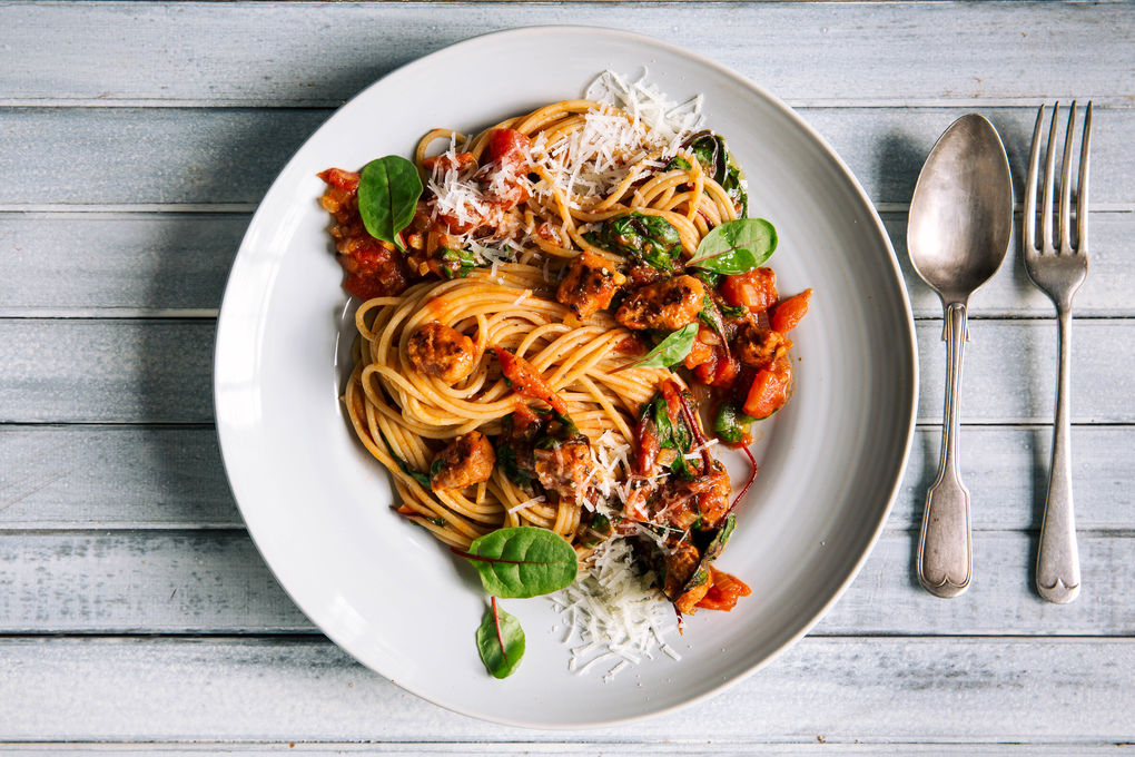 Würzige Chorizo-Pasta mit Baby Mangold | Marley Spoon