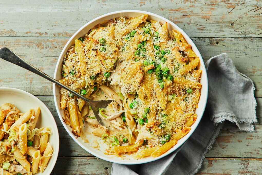 Family Fave Creamy Chicken Pasta Bake with Caramelised Onion, Leek and Peas  | Marley Spoon