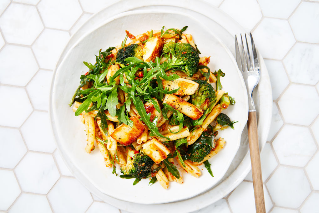 Haloumi and Red Pesto Pasta with Walnuts and Rocket | Marley Spoon