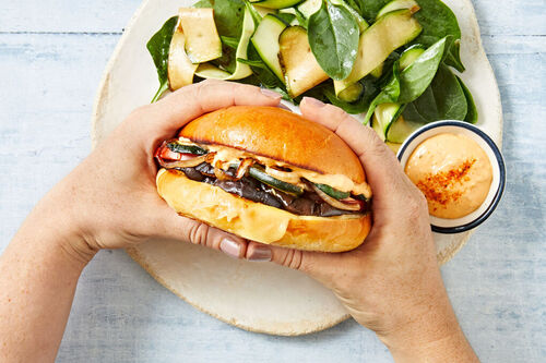 Melty Vego Cheeseburger