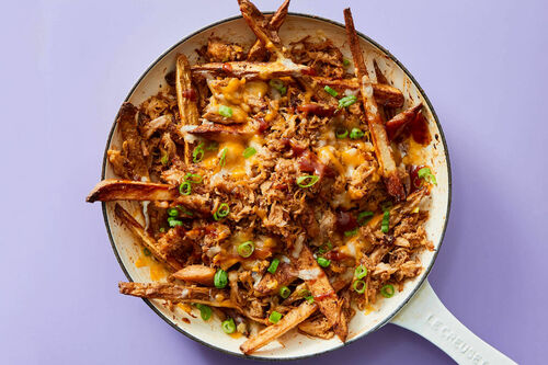 Pulled Pork BBQ Fries with Cheddar & Scallions | Dinnerly