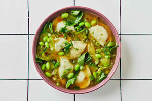 Miso Dumpling Soup (15 Minutes) - Naturallie Plant-Based