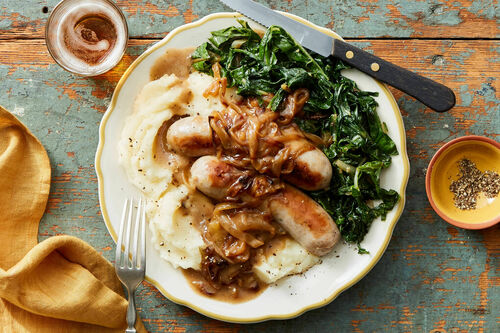 Bratwurst with Caramelized Onion Sauce