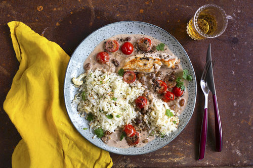 Indisches Hahnchencurry Mit Kokosmilch Auf Blumenkohlreis Marley Spoon