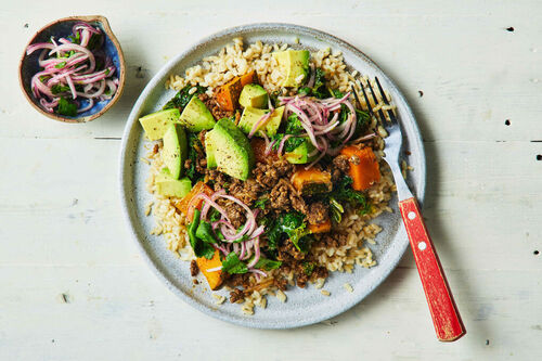 Nutritious Spicy Beef-Pumpkin Rice Bowl