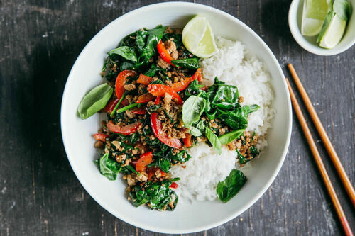 Schnelles Bio-Rindergehacktes Thai-Style