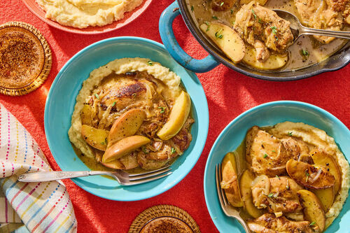 Fall Vibes! Apple-Braised Chicken