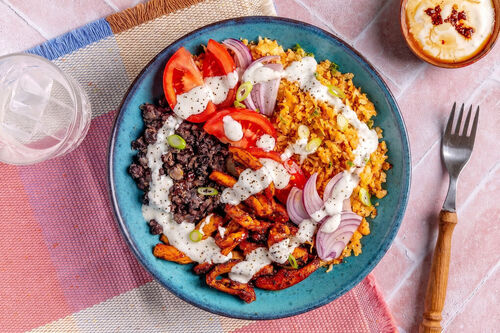 Kleurrijke low carb kipbowl