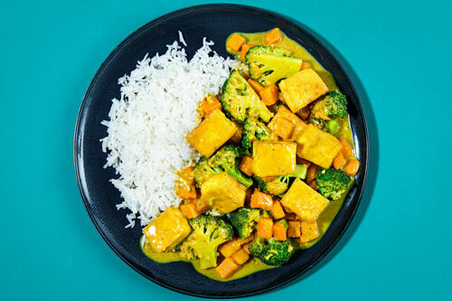 Curry met broccoli en tofu