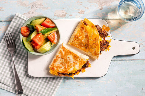 Tortillataschen mit Hack und Cheddar