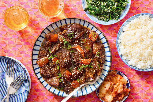 Galbi Jjim (Korean Braised Beef)