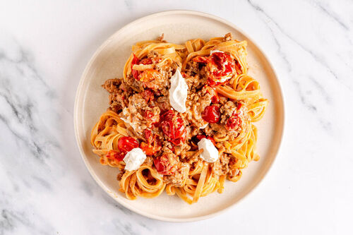 Pasta mit cremiger Ricotta-Hackfleisch-Sauce