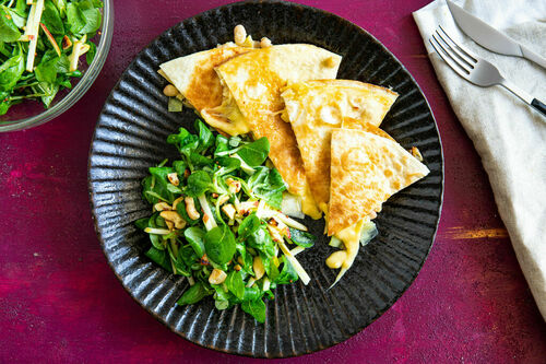 Lauch-Quesadillas mit Bohnen & Cheddar