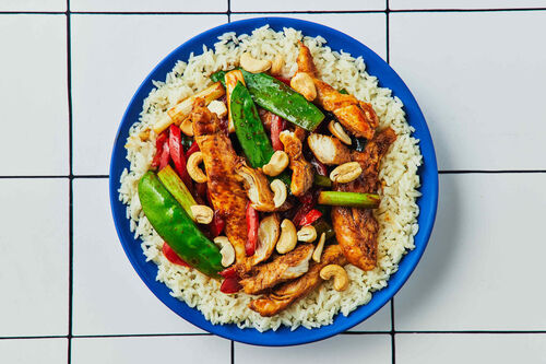 15-Min Hoisin Chicken and Cashew Stir-Fry