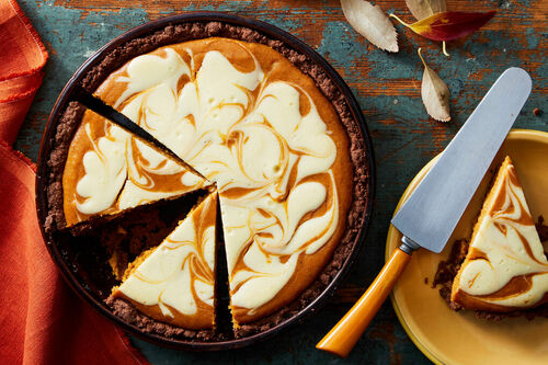Thanksgiving! Cream Cheese-Swirl Pumpkin Pie
