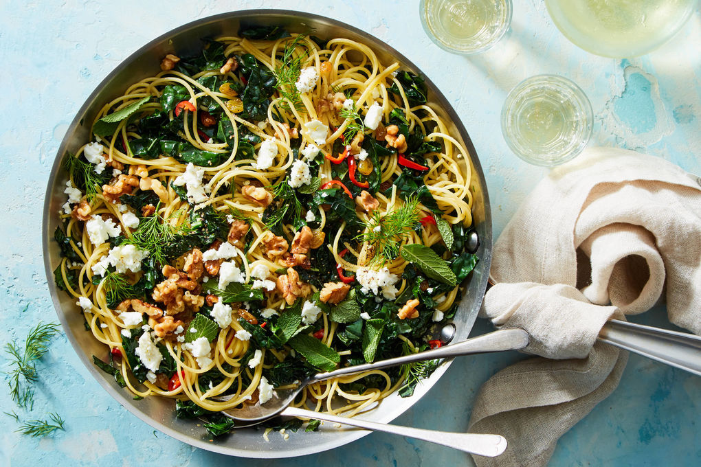 Feta, Herb & Walnut Spaghetti with Tuscan Kale & Golden Raisins | Marley  Spoon