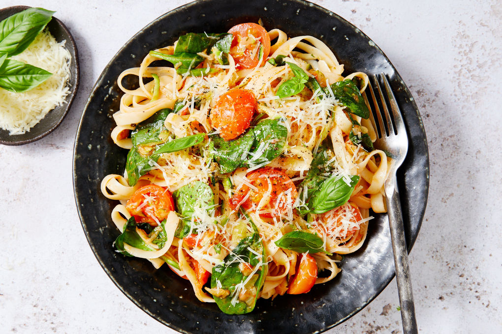 Tomato Zucchini Tagliatelle with Basil Leaves and Parmesan