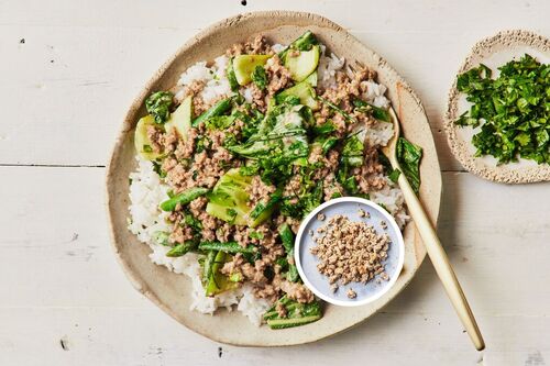 Spicy Pork Green Curry Stir-Fry