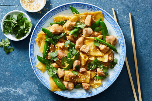Wonton Stir-Fry with Plant-Based Chicken