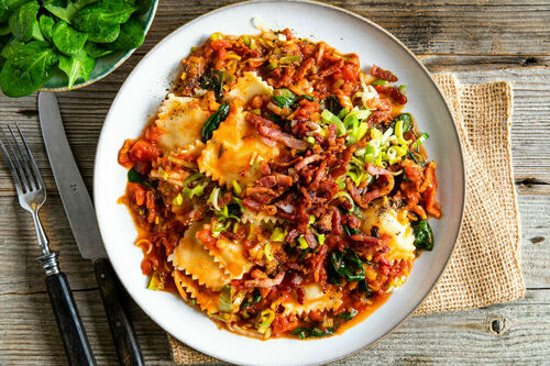 Ricotta-Spinat-Tortelli mit Speck