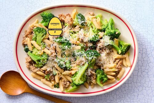 Express Recipe! Sausage & Broccoli Pasta